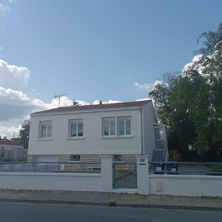 Charmante Maison Entre Mer Et Campagne La Jarrie Ngoại thất bức ảnh